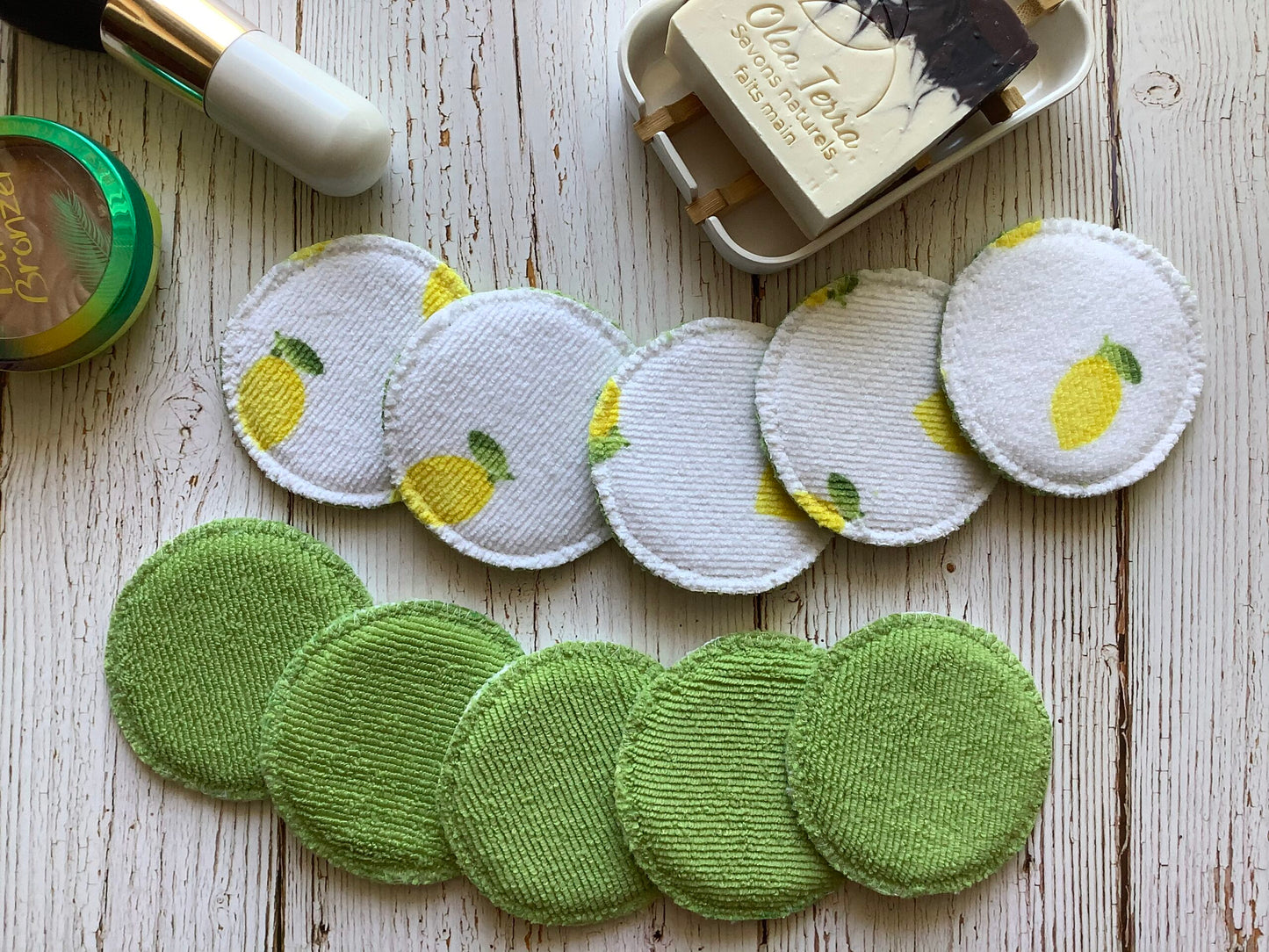 Makeup remover pads