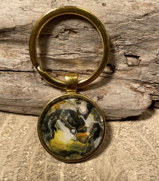 Keychain with glass cabochon