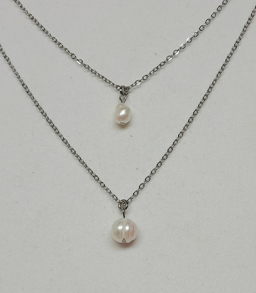 Double pearl necklace