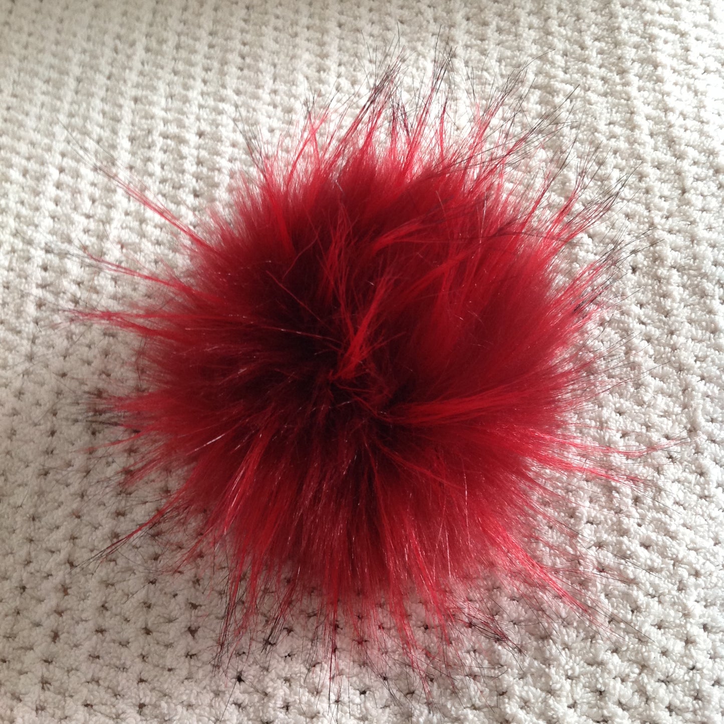 Additional pompom