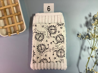 Bath mitten