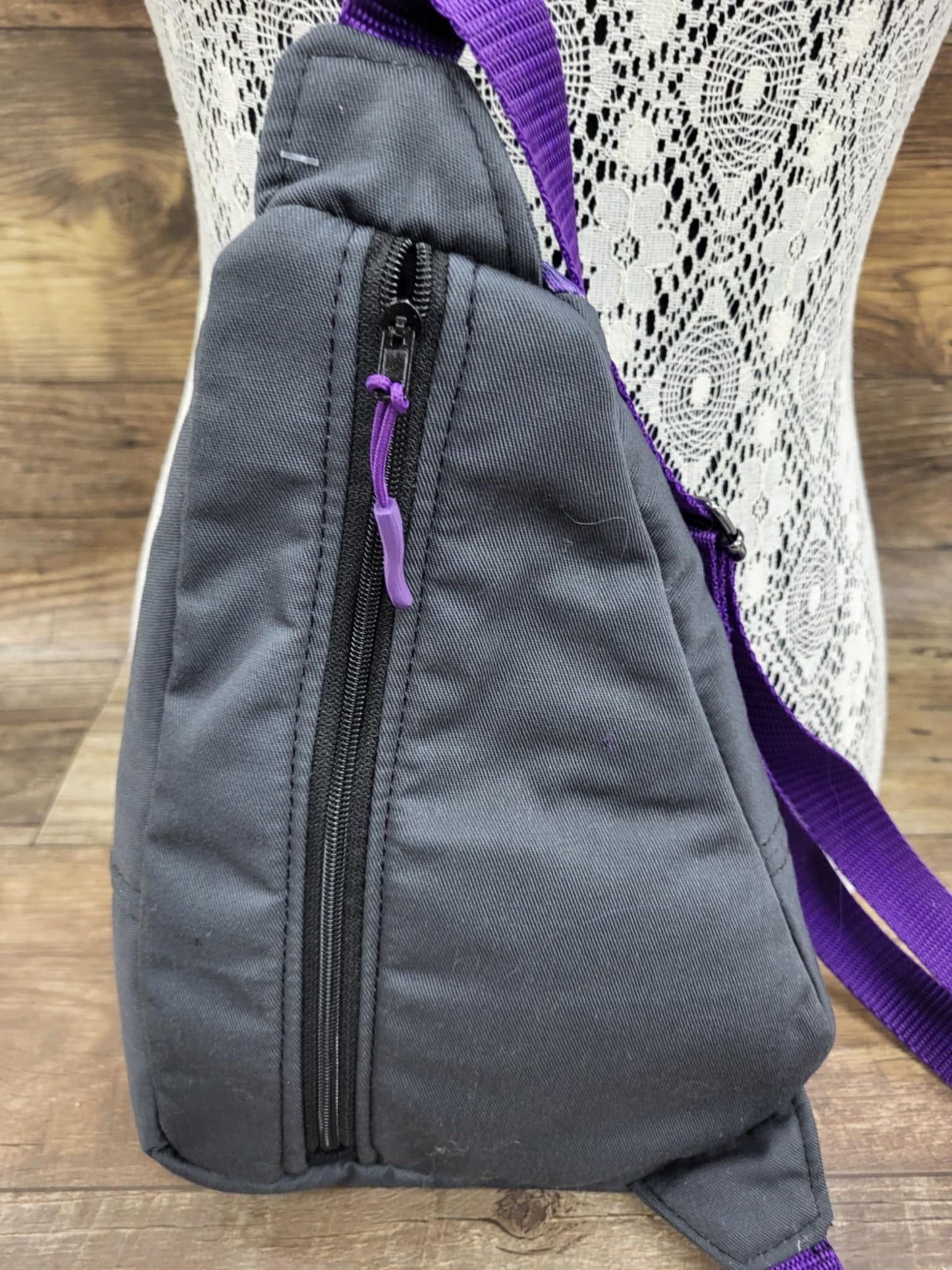 Small chest bag in canvas purple flowers and grey canvas