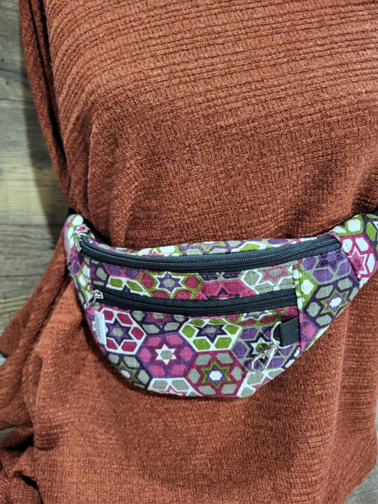 Fanny pack in plum and khaki hexagon canvas