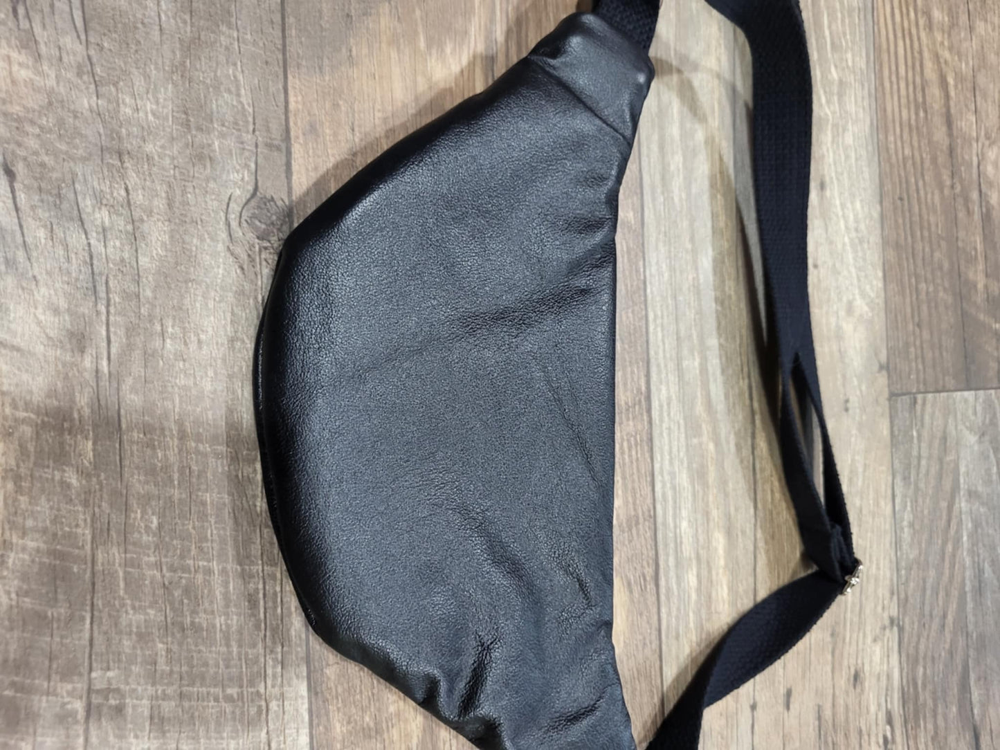 Sac banane en toile effet lin gris clair chiné noir et cuir véritable