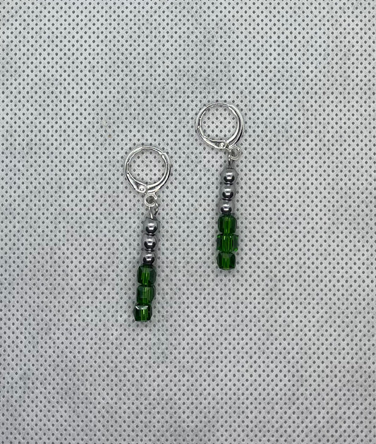 Boucles d'oreilles vert-émeraude-argent 4 cm