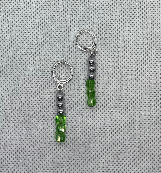 Boucles d'oreilles vert clair-argent