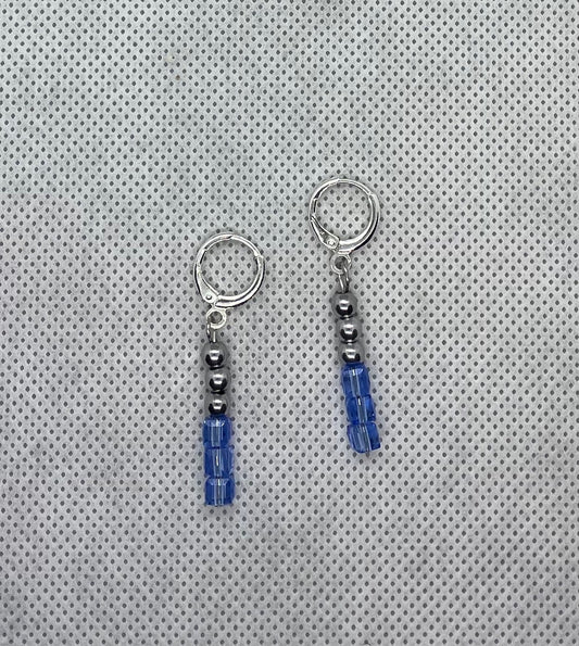 Boucles d'oreilles françaises bleu-argent 4 cm