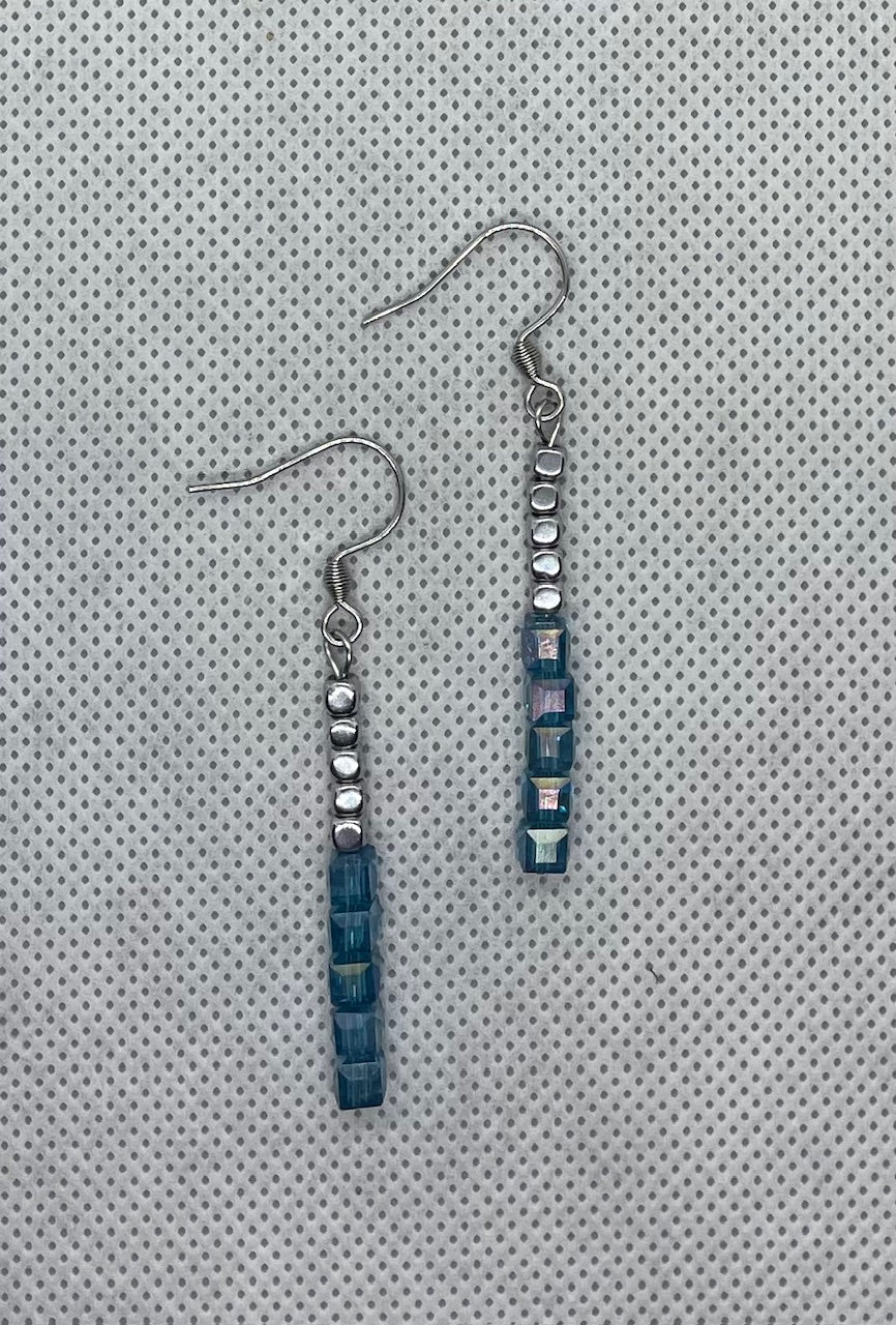 Boucles d'oreilles saphir bleu-argent 6 cm