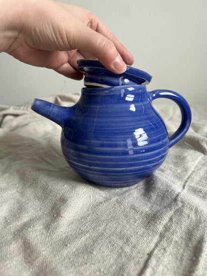 Théière en porcelaine bleu cobalt