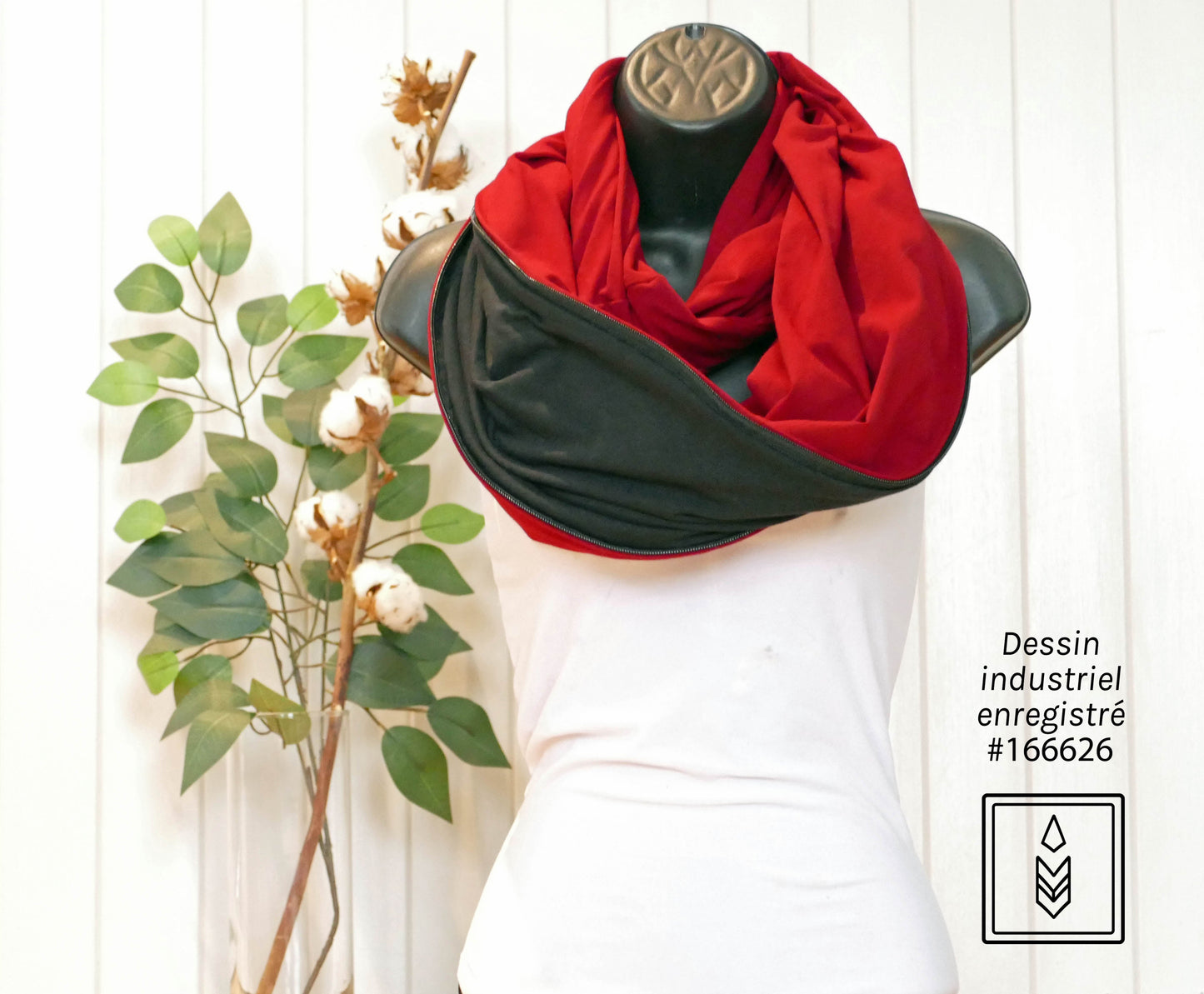 Red organic cotton scarf