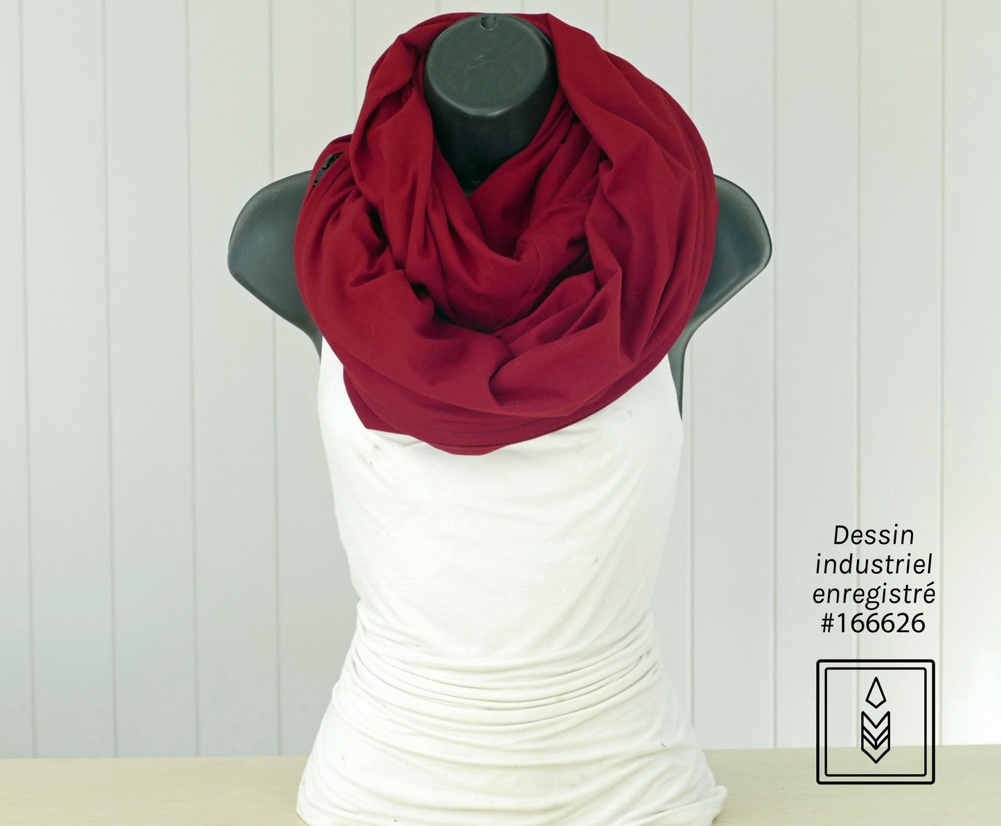 Red organic cotton scarf