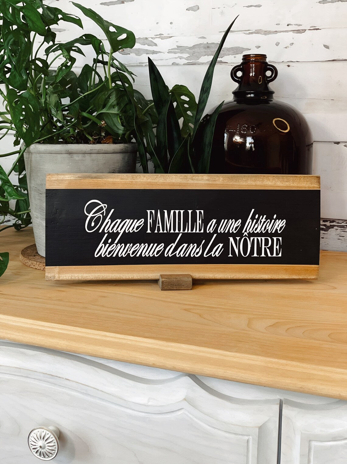 Wooden poster, Each family has a story, Hand painted welcome sign with quote for the family, Welcome sign