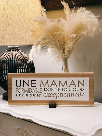 Affiche en bois personnalisée : Artisanat Québécois pour Maman, Grand-maman ou Mamie. Cadeau unique, peint à la main