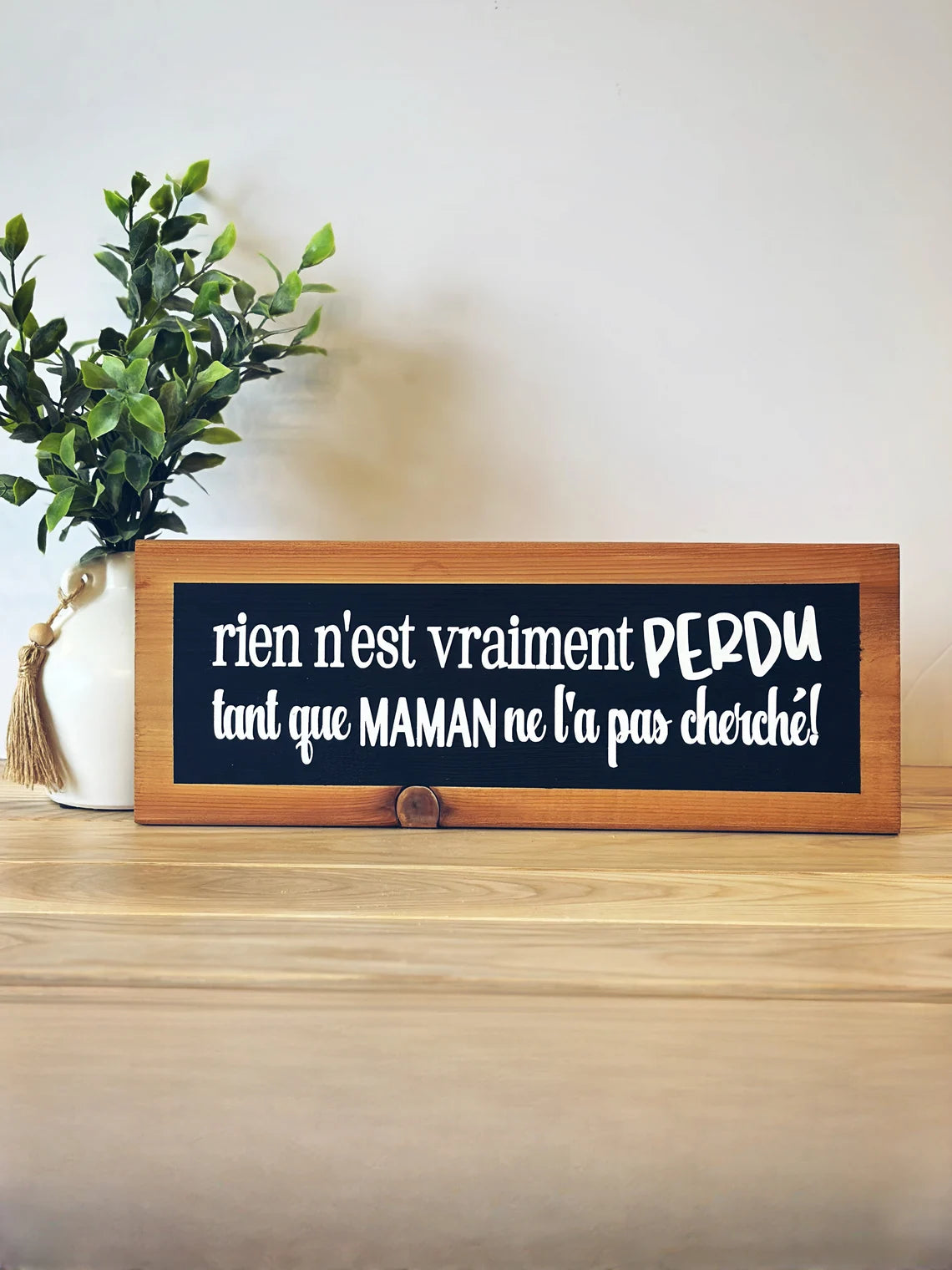 Affiche en bois personnalisée : Artisanat Québécois pour Maman. Cadeau unique pour maman, peint à la main