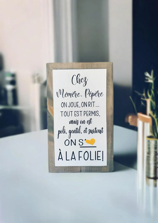 Affiche en Bois Peinte à la Main : Le Cadeau Parfait pour Grand-Maman, Mamie, ou Tout Grand-Parent. Une Création Québécoise Personnalisée 