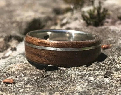 Gold wedding ring band, Gold wood ring, Mens gold diamond wedding ring, Mens gold wedding bands Canada, Minimalist gold rings, Solid 18k gold ring, Mens wedding rings, Women Ring, Wood ring, Engagement ring, Eco Ring, Wooden engagement ring, Mens wedding band , 