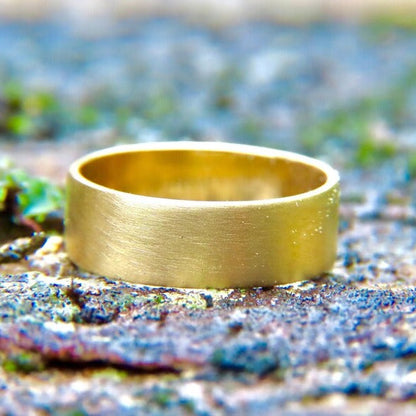 Gold and wood wedding band, Gold band mens ring,, Jewellery sale, Jewelry Canada, Jewellery store, Custom jewelry, Jewelry, Men's jewelry, Anniversary Ring, Anniversary Gift, Male Promise Ring, Engagement Gifts Unique Wedding Band, Minimalist Ring, Custom Ring, Custom Jewelry